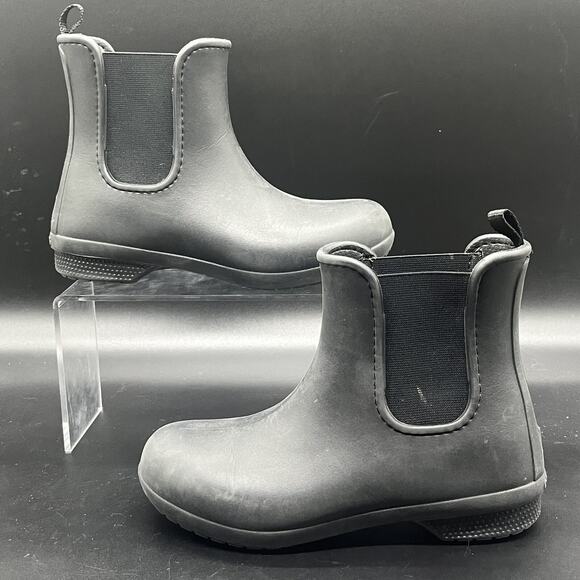 Crocs Women’s Freesail Bootie Black Size 4 Slip On Water Resistant - Picture 1 of 6